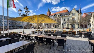 Frühlingserwachen im Ratskeller Bernau: Ihr Logenplatz am Marktplatz